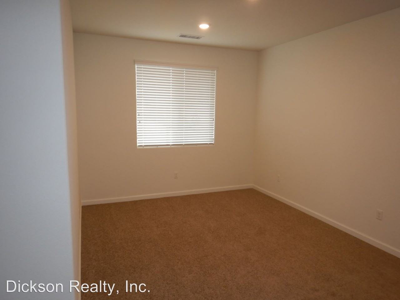 998 998 Croston Springs - Photo 3 of 10