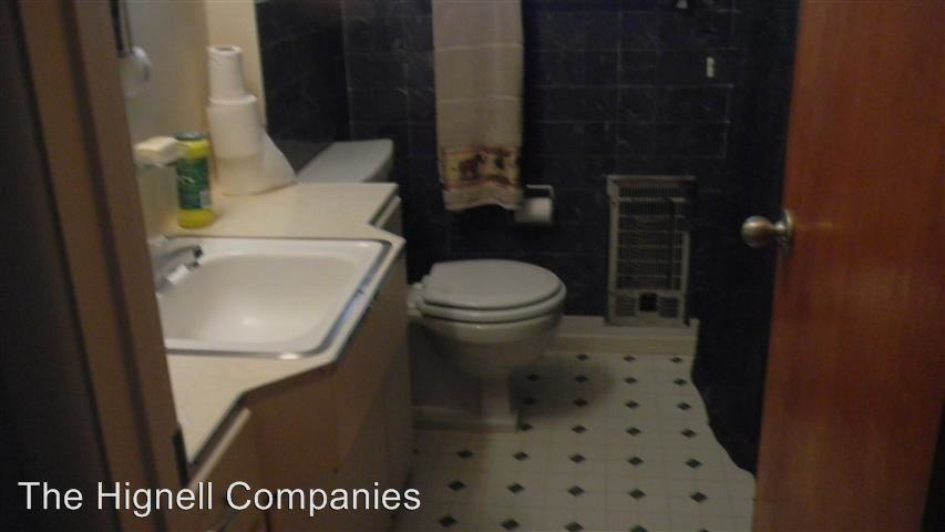 37215 Ontario Ave - Photo 2 of 10