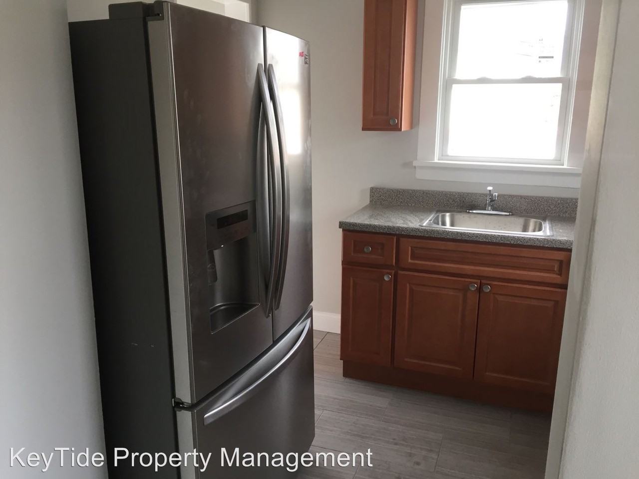 515 Washington St - Photo 3 of 16