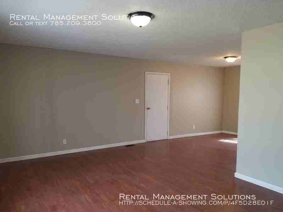 1708 Brook St - Photo 2 of 8