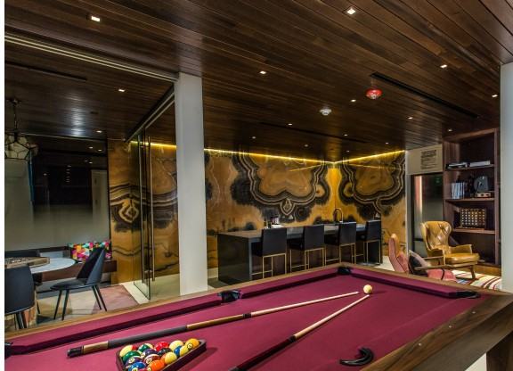 Vinz on Fairfax - Photo 3 of 50