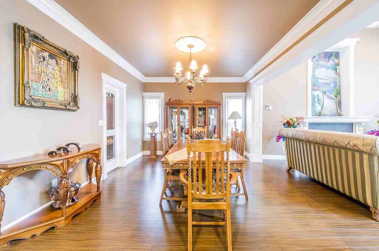 12251 Barnes Drive - Photo 2 of 19
