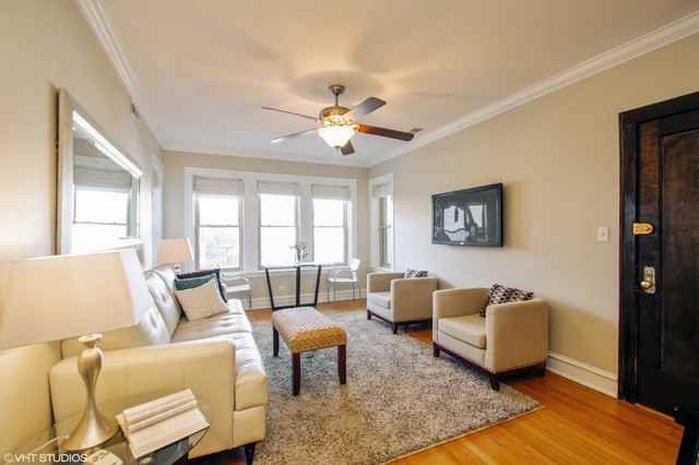 1930 W Addison St #2S - Photo 2 of 10