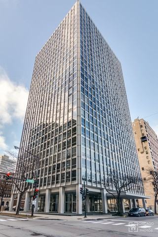 2400 N Lakeview Ave #2205