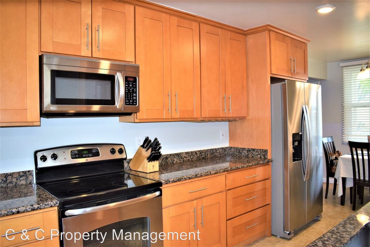 346 Garner Dr - Photo 2 of 4