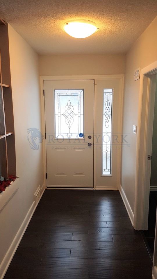 28 Hill Crescent - Photo 3 of 20