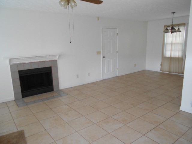 5913 Caitlin Ct SE - Photo 3 of 12