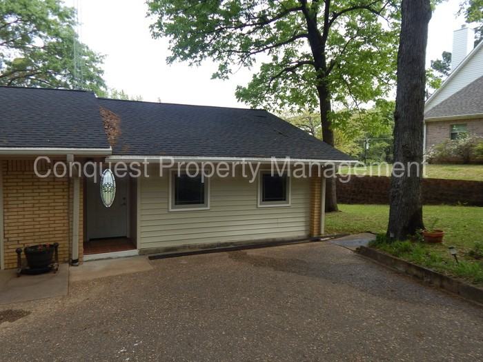 17866 Harbor Ln - Photo 2 of 15