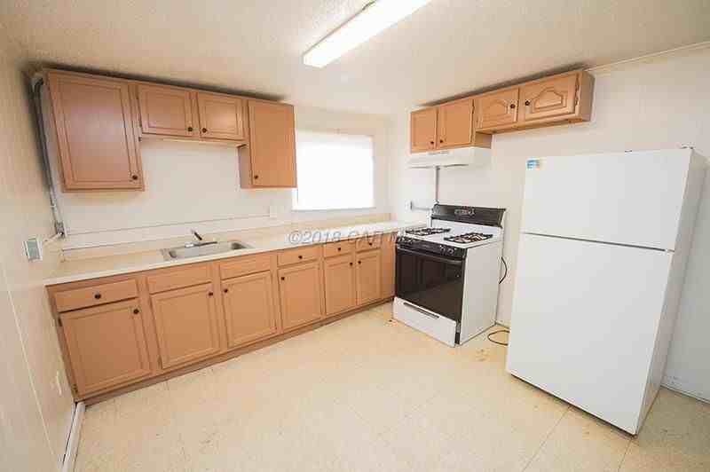 115 Flower St - Photo 3 of 14