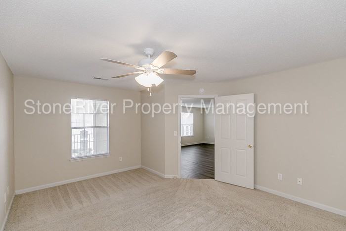 110 Wild Forest Dr - Photo 2 of 5
