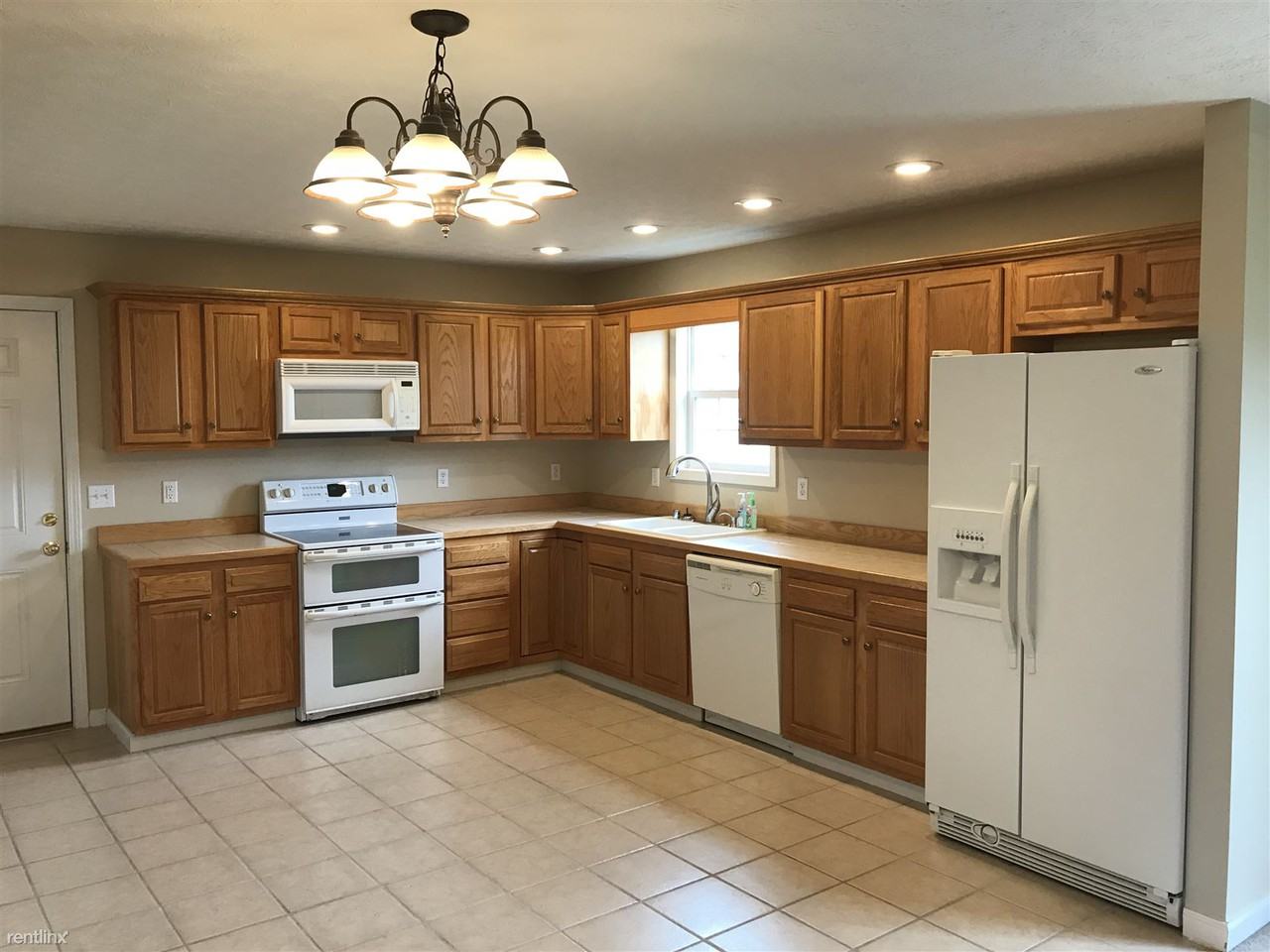 2410 Claypool-Boyce Rd - Photo 3 of 12