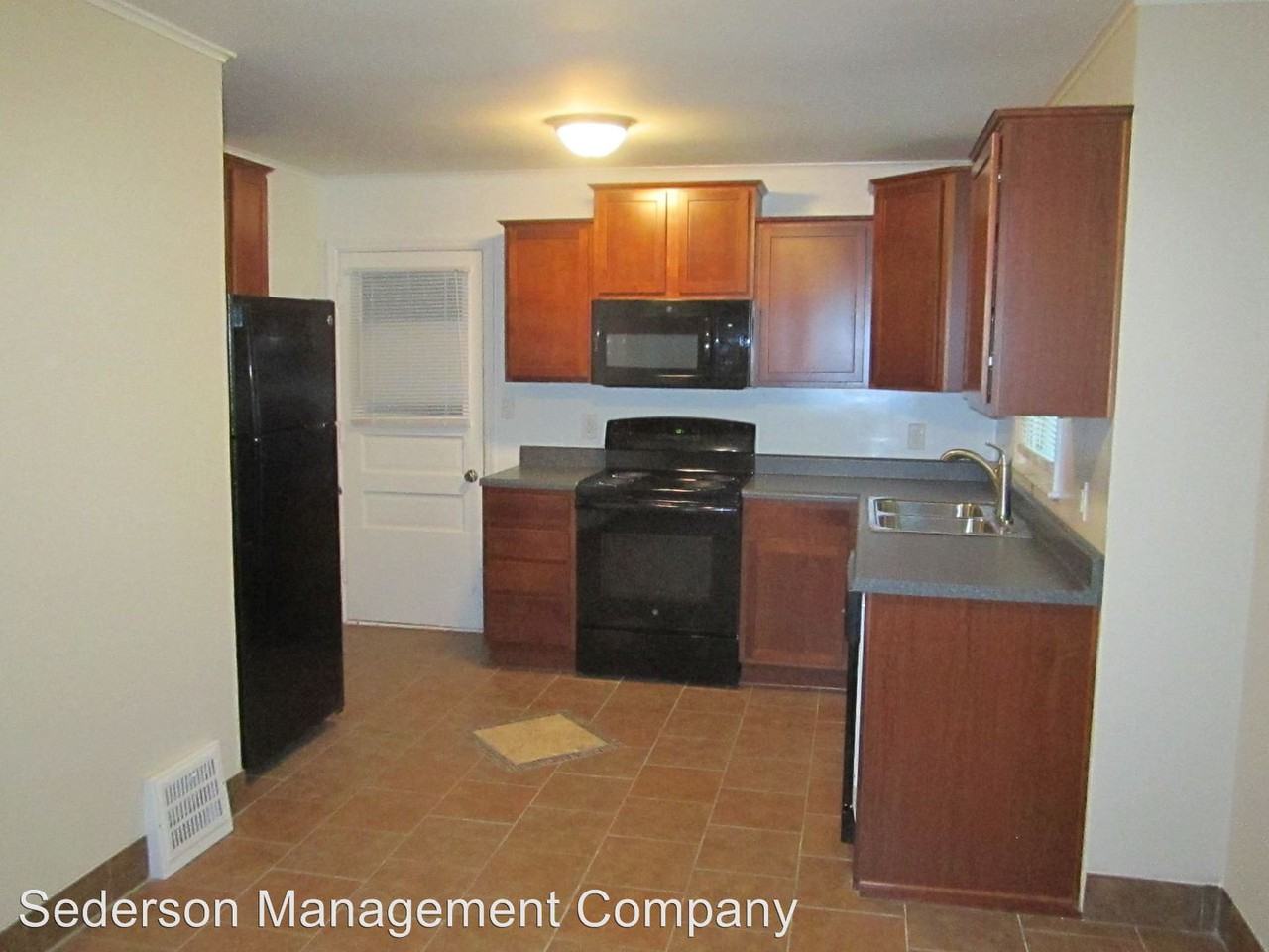 5512 Horton St - Photo 3 of 6