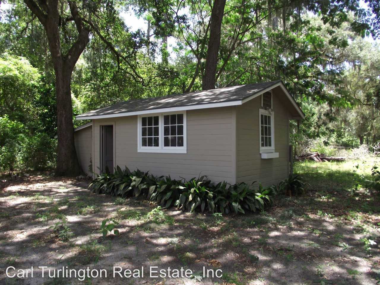 1925 NE 55th Blvd - Photo 3 of 20