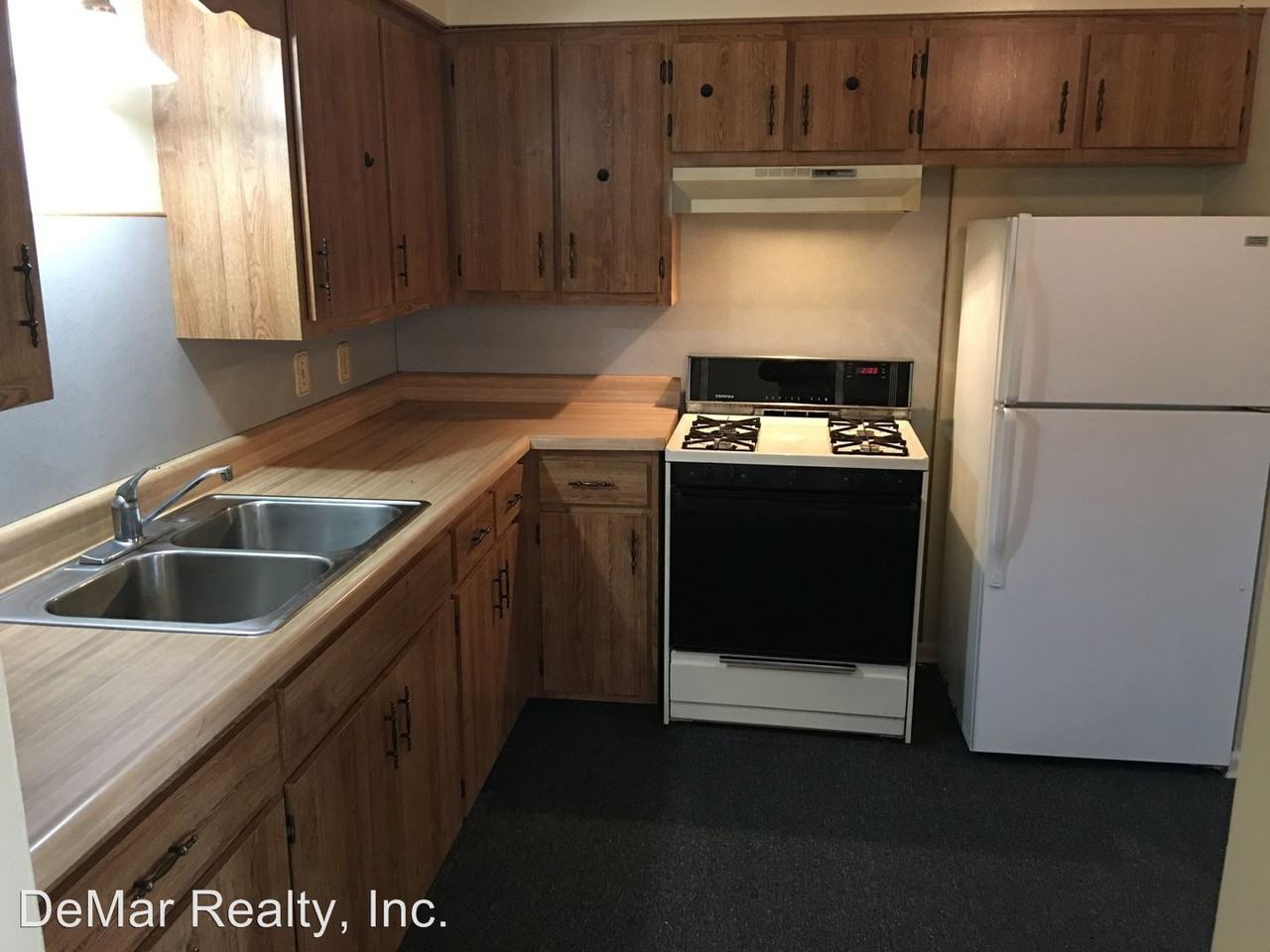 Erie St - Photo 3 of 7