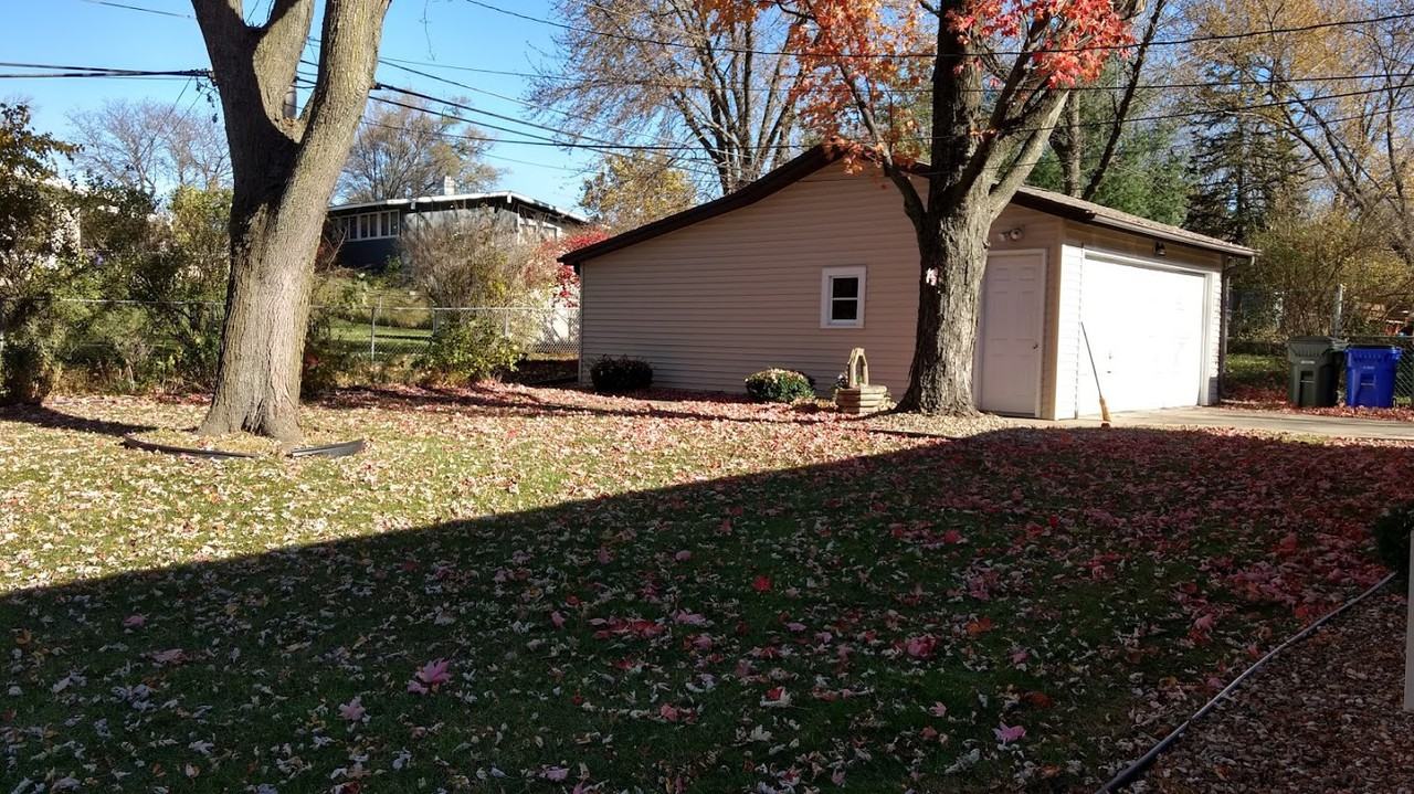 2230 Evergreen Street Northeast - Photo 3 of 9