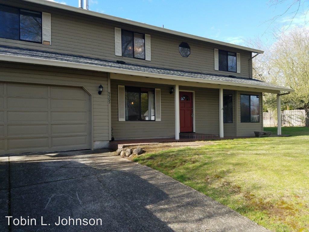 9505 SW Hume Ct - Photo 2 of 33