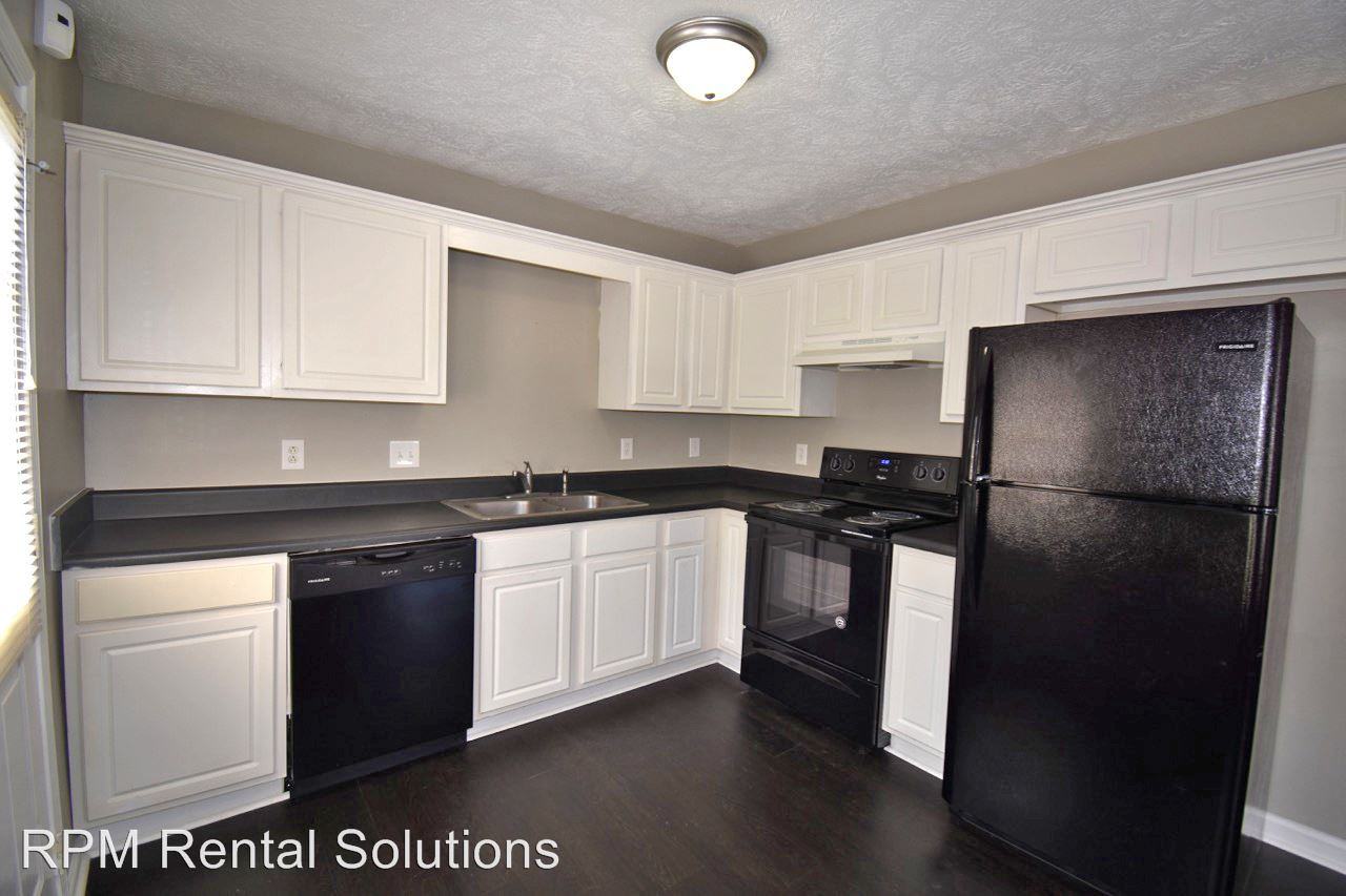1578 Chariot Dr - Photo 3 of 11