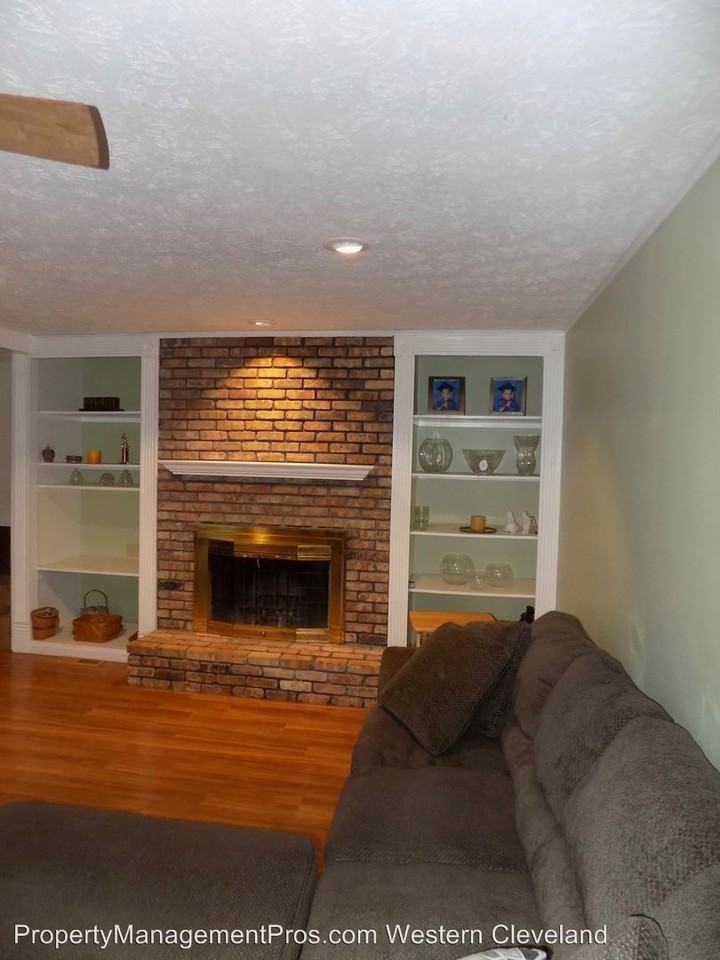 13767 Brigadoon Way - Photo 2 of 30
