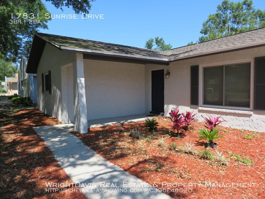 17831 Sunrise Dr - Photo 2 of 20