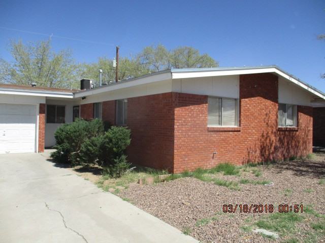 10223 Castletown Dr - Photo 2 of 15