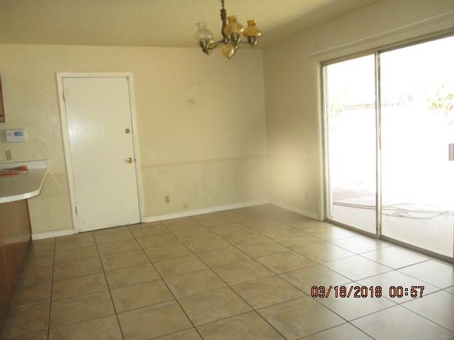 10223 Castletown Dr - Photo 3 of 15