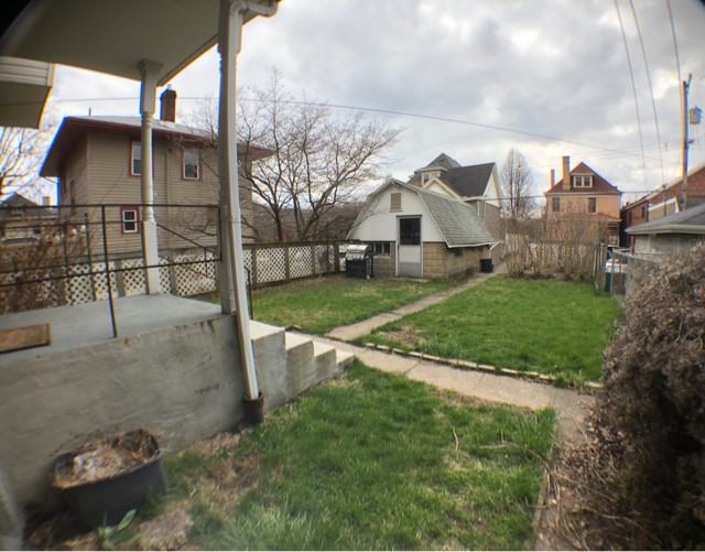 136 1st St - Photo 3 of 16