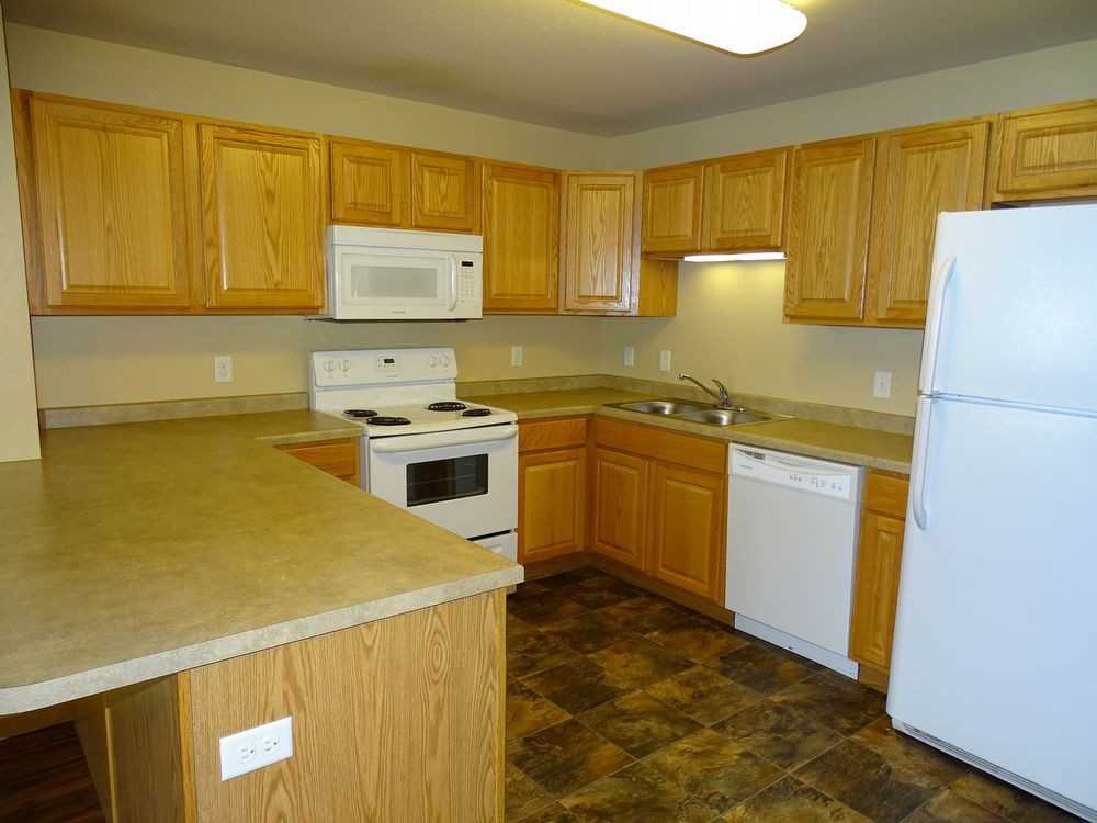 950 N Welo St - Photo 3 of 9