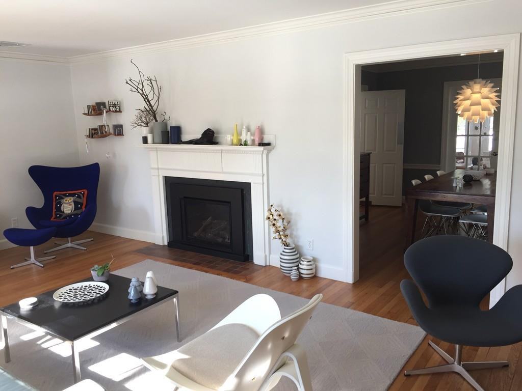 32 Amherst Rd - Photo 2 of 15