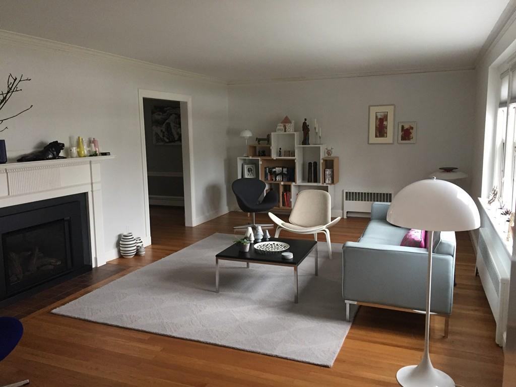 32 Amherst Rd - Photo 3 of 15