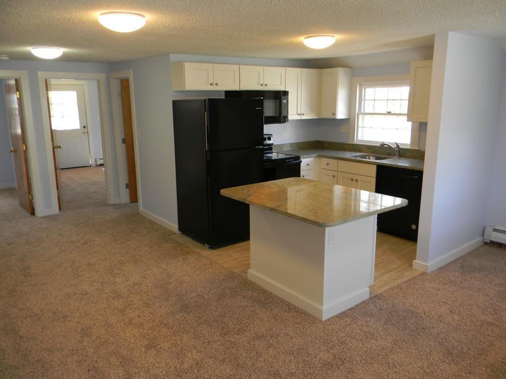 119 Great Rd #b - Photo 2 of 9