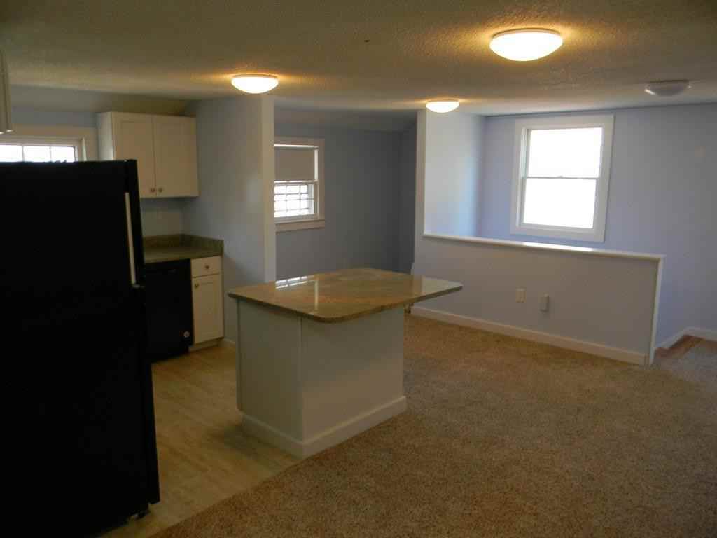 119 Great Rd #b - Photo 3 of 9