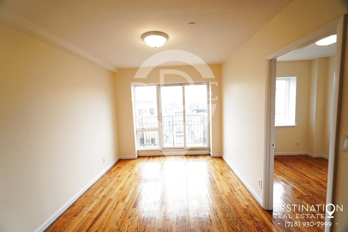 Bedford Avenue & Myrtle Avenue