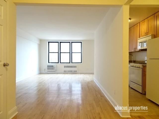 315 Ocean Pkwy #4M