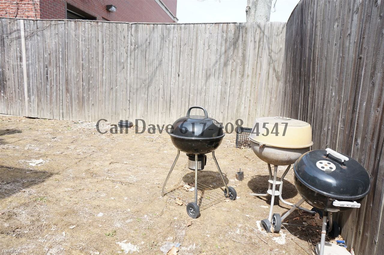 40 Aspinwall Ave - Photo 2 of 27