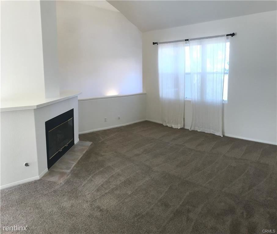 7 Celano Ct - Photo 2 of 17