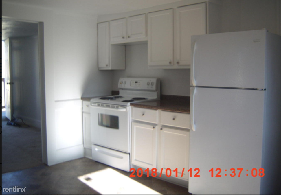 8761 W Adler St - Photo 3 of 8