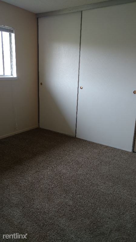 4554 63rd St - Photo 2 of 18