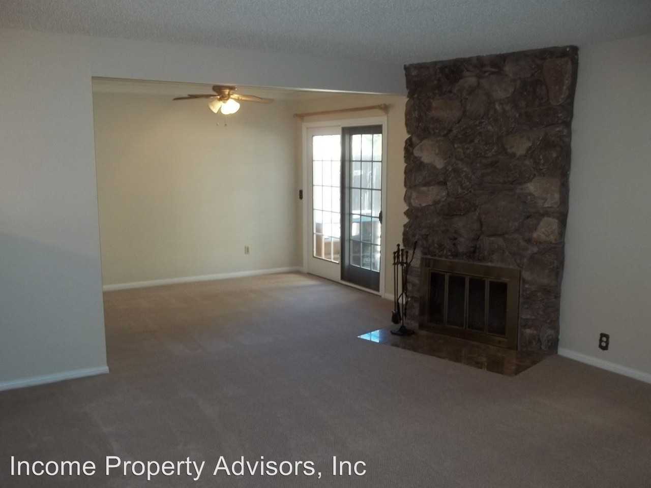 7037 Jackson Dr - Photo 3 of 11