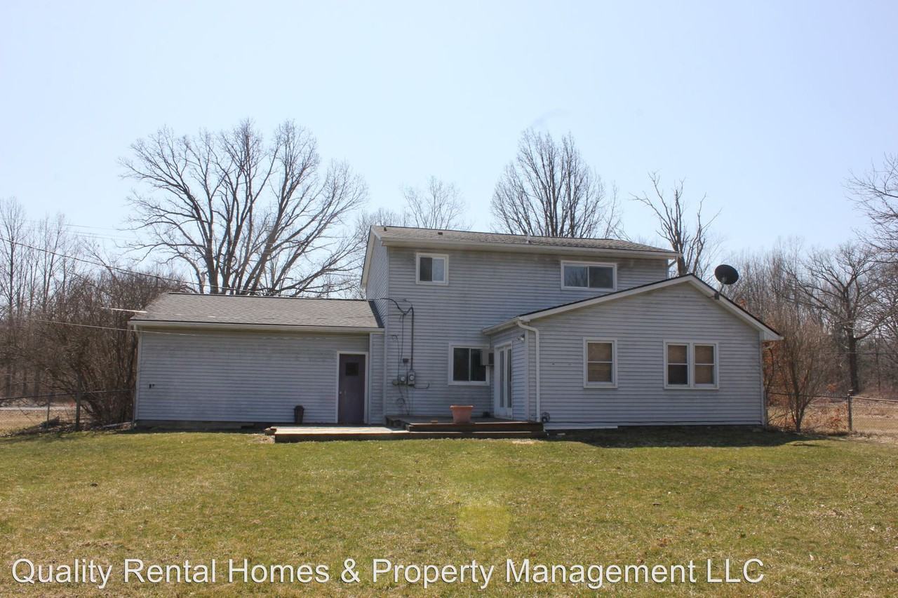 3092 Groveland Rd - Photo 2 of 21