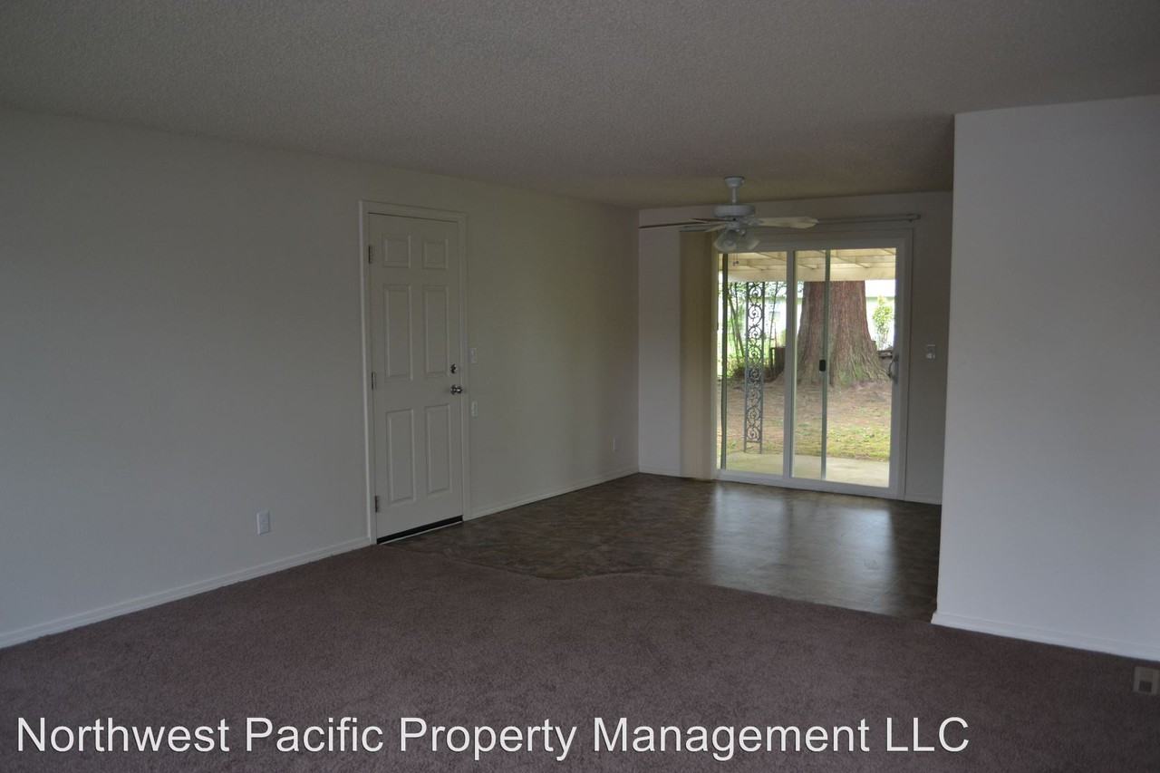 4347 Burlington Loop NE - Photo 2 of 24