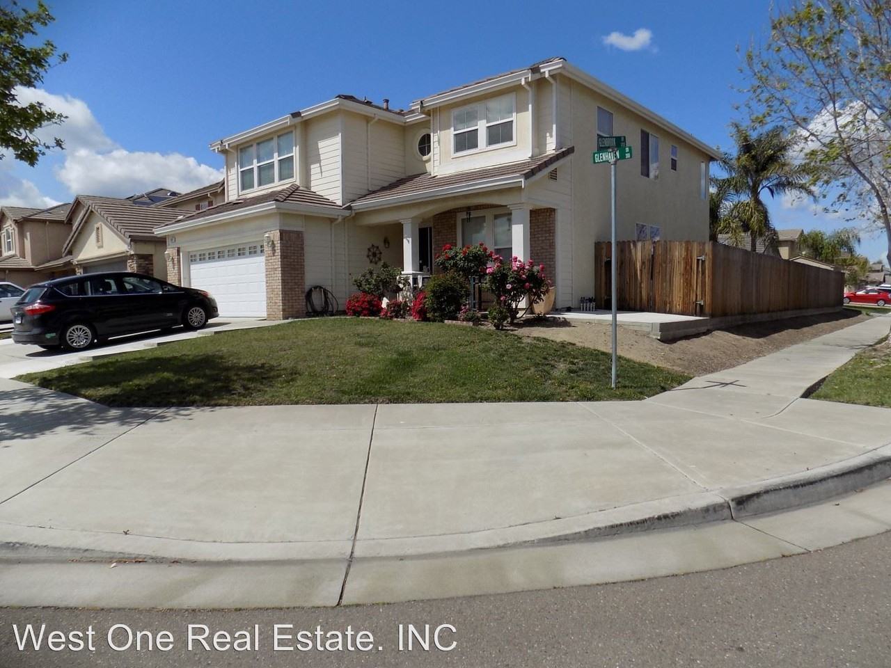 297 Glenhaven Dr - Photo 3 of 5