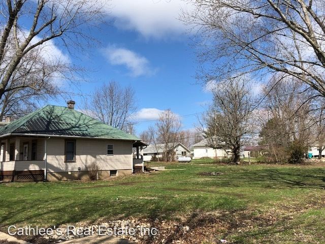 505 Pear Ave - Photo 2 of 2