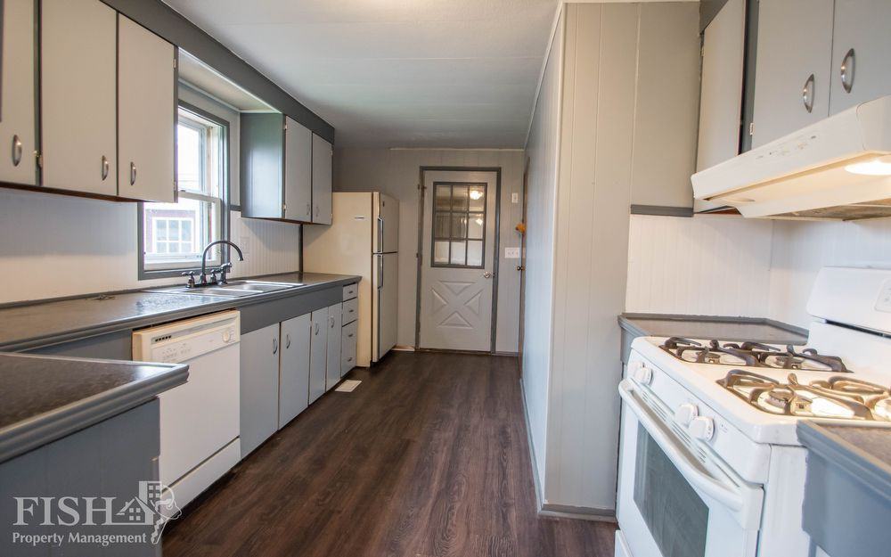 85 Mohawk Dr - Photo 2 of 10