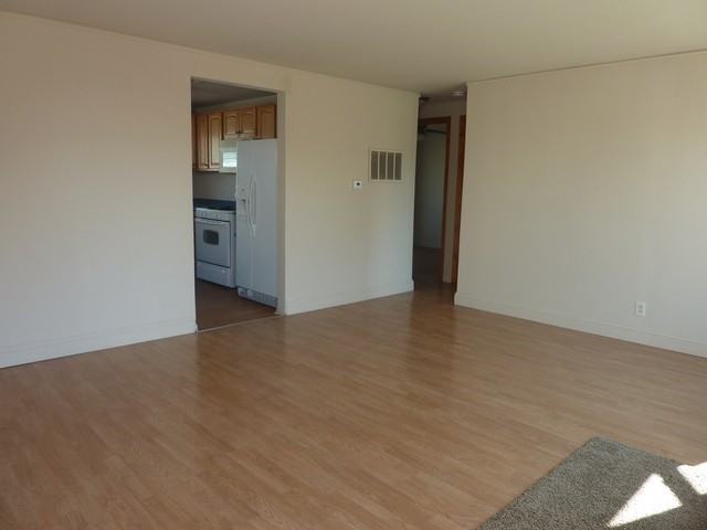 4622 W 90th Pl - Photo 2 of 7