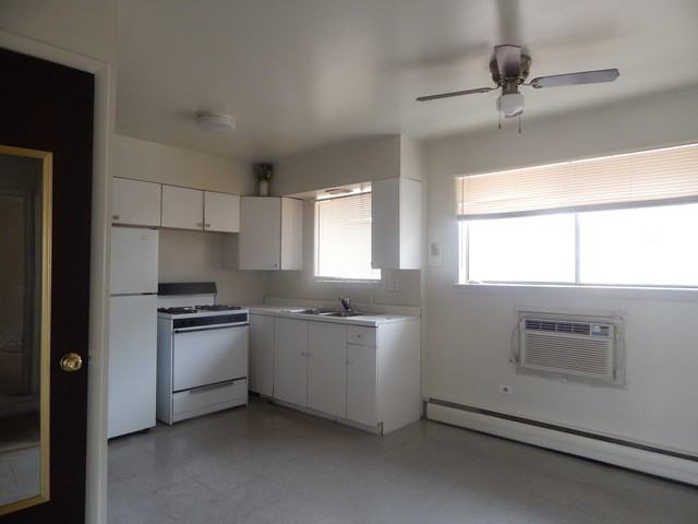 3642 147th St #2N - Photo 2 of 7