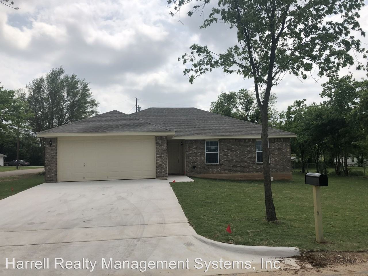 10600 Lilry Dr - Photo 2 of 14