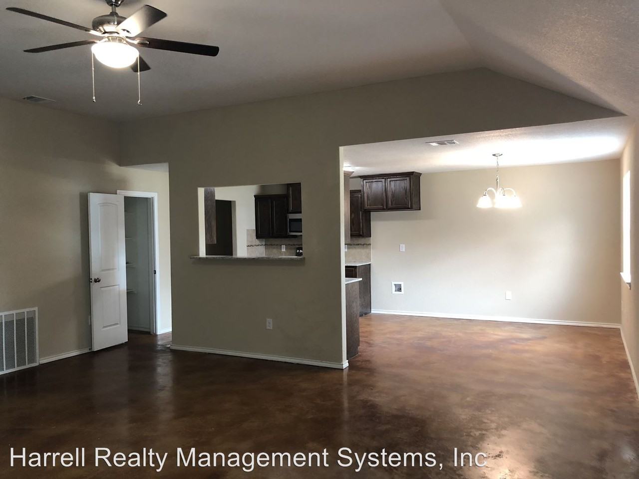 10600 Lilry Dr - Photo 3 of 14