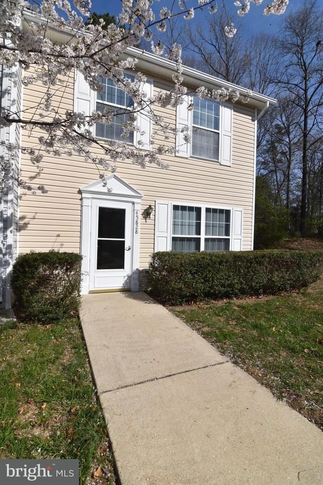 45828 Wolftrap Way - Photo 2 of 30