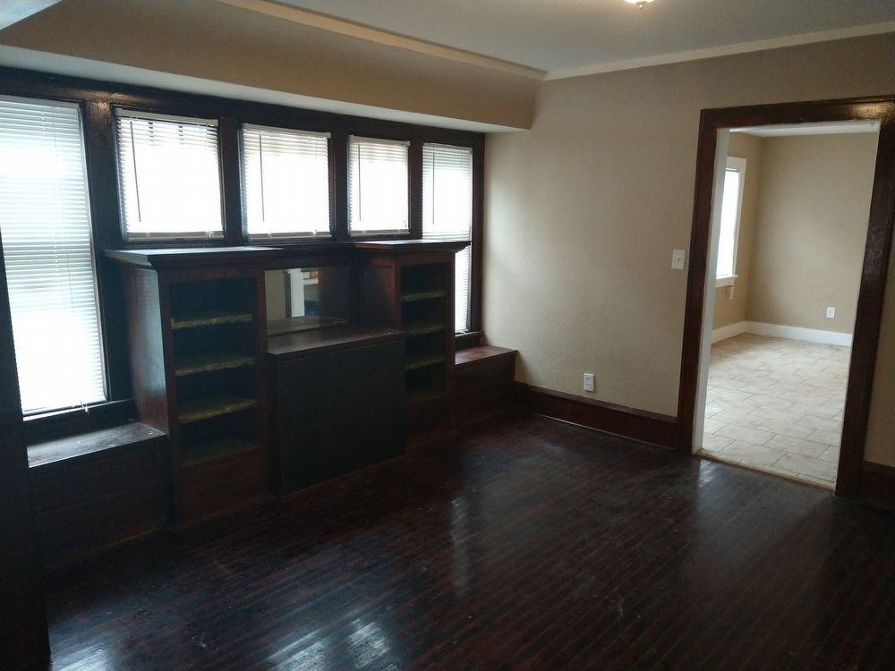 3849 N 17th St - Photo 3 of 6