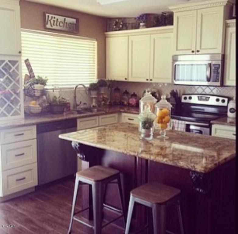 10538 W Foothill Dr - Photo 2 of 4